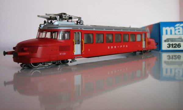 Märklin 3126 E-Lok Roter Pfeil Originalverpackung Top Zustand