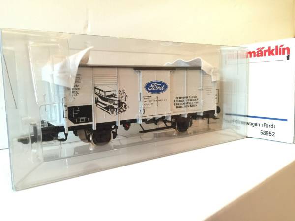Märklin Spur 1 58952 Güterwagen Ford  mit Originalverpackung Neuzustand