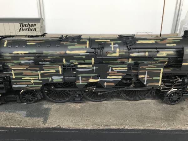 KM1 110502 Spur 1 Dampflok BR05 BR 05 003 DR Epoche IIc Tarnlackierung neu mit Originalverpackung