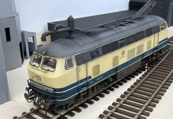 KM1 Diesellok V160 BR 216 mit ESU 5.0 Decoder 101619