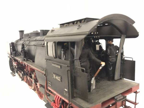 KM1 BR 18.4 Spur 1 Dampflok BR 18 462 Artikelnummer 101843  gealtert von Becasse