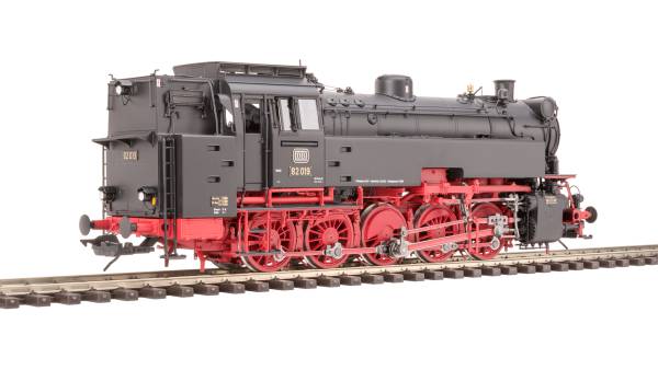 Preview: KM1 BR 82 019 Spur 1 Dampflok 108206 digital Sound Neuzustand  für Märklin Kiss BR82