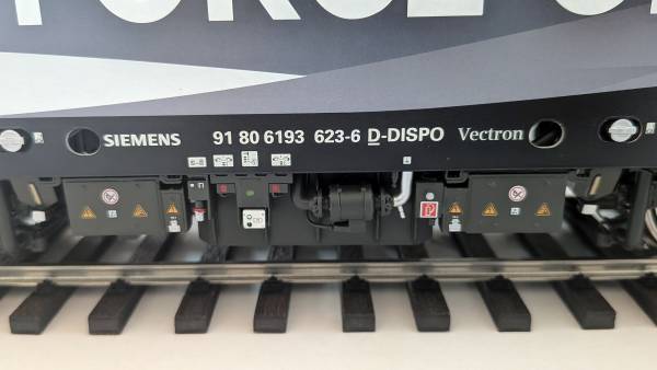 Preview: KM1 Vectron Spur 1 E-Lok digital Sound modellbahn24