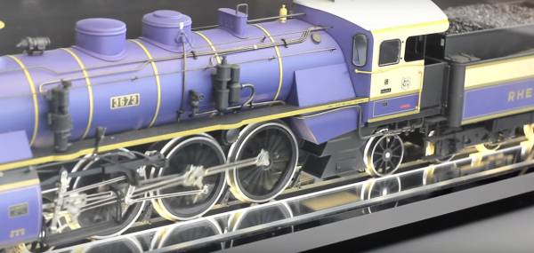 Preview: Trainsafe Funktions-Display | Spur I 140 cm Vitrine mit Beleuchtung und Dimmerfunktion für Big Boy