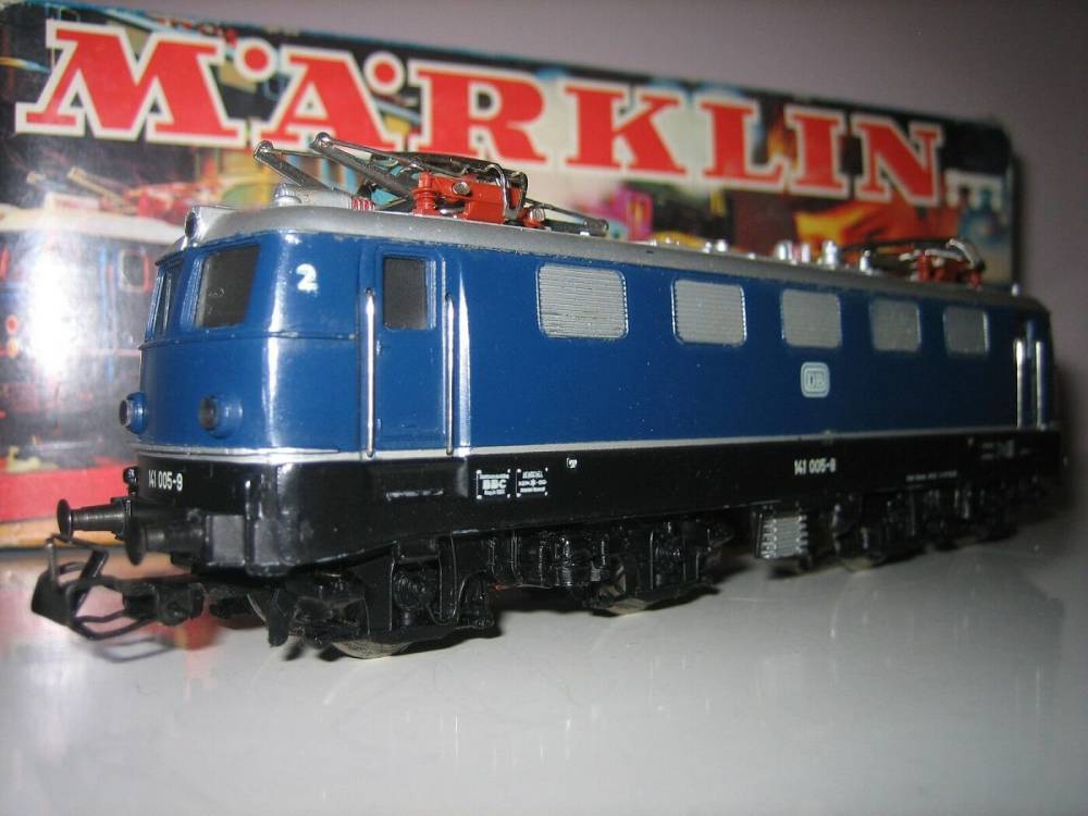 Märklin H0 3039 E-Lok BR 141 Neuzustand Originalverpackung