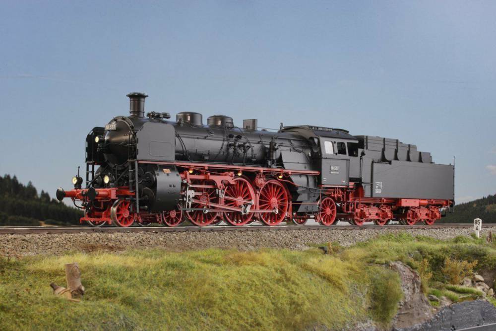 KM1 101807 BR 18 537 Spur 1 Dampflok digital Sound  Märklin Kiss neu OVP