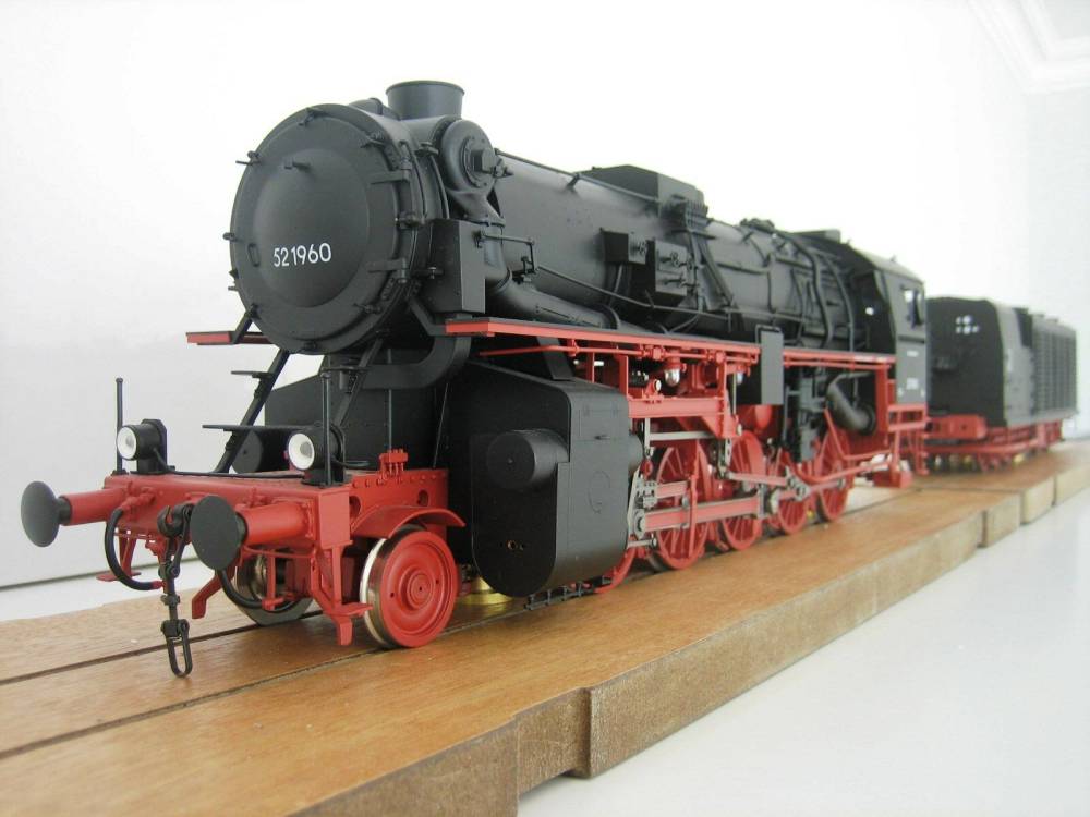 Kiss 230191 BR 52 Spur 1 Dampflok Kondenstender NEM digital Neu Märklin