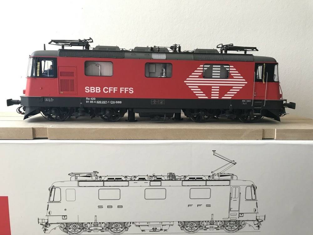 Kiss Spur 1 E-Lok Re 4/4 Sondermodell Digital Sound 4.0 für Märklin KM1 neu OVP