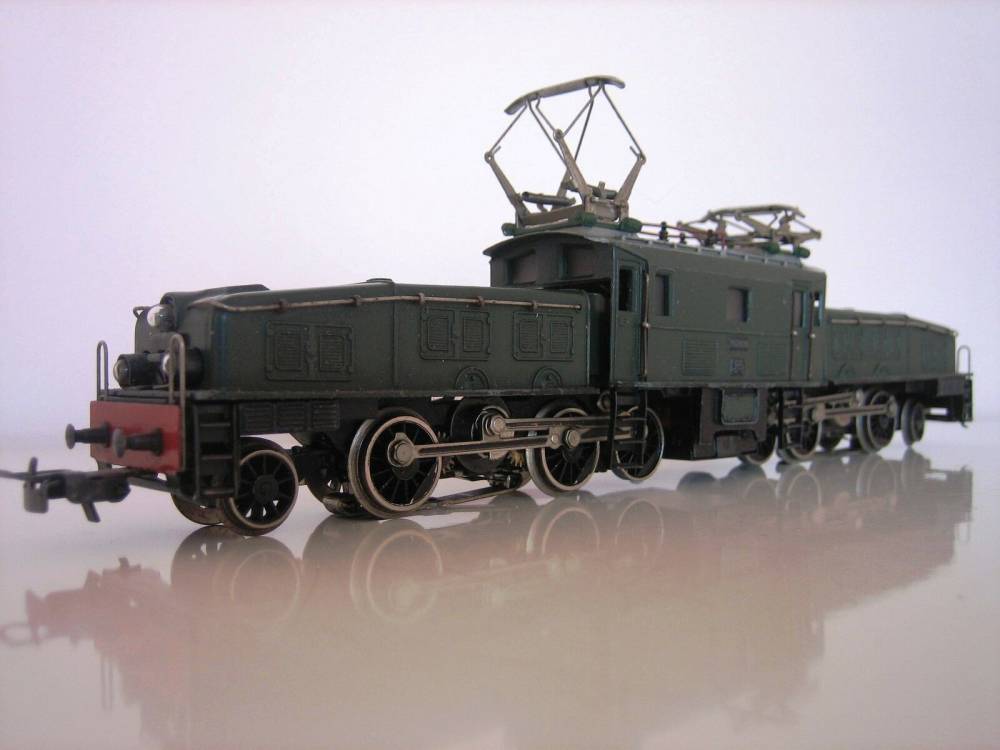 Märklin H0 3015 E-Lok schweizer Krokodil