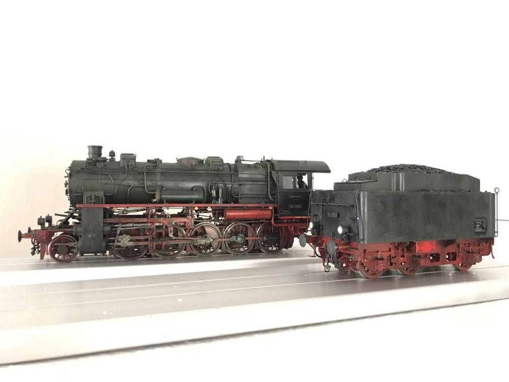 Kiss BR 58 2057 Spur 1 Dampflok DB NEM digital Sound gealtert für Märklin KM1