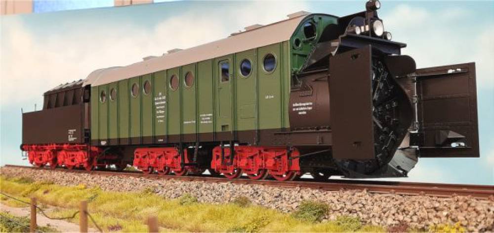 Fine Models Spur 1 Dampfschneeschleuder gealtert
