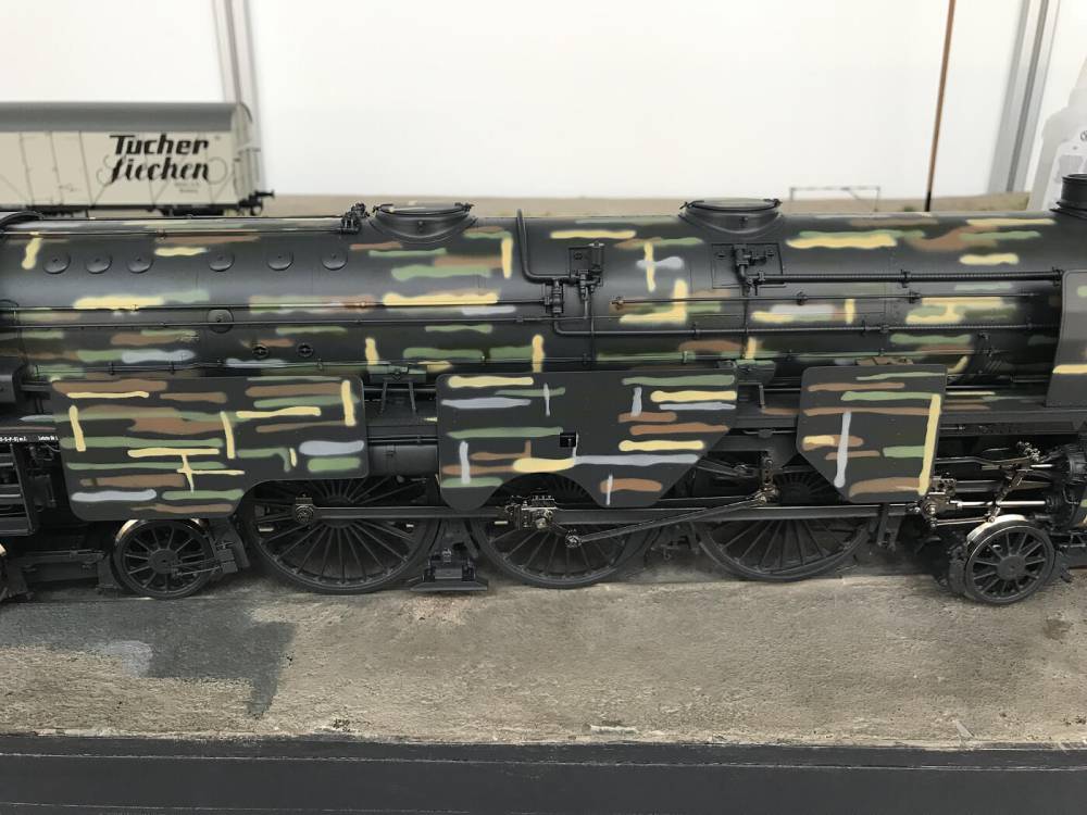 KM1 110502 Spur 1 Dampflok BR05 BR 05 003 DR Epoche IIc Tarnlackierung neu mit Originalverpackung
