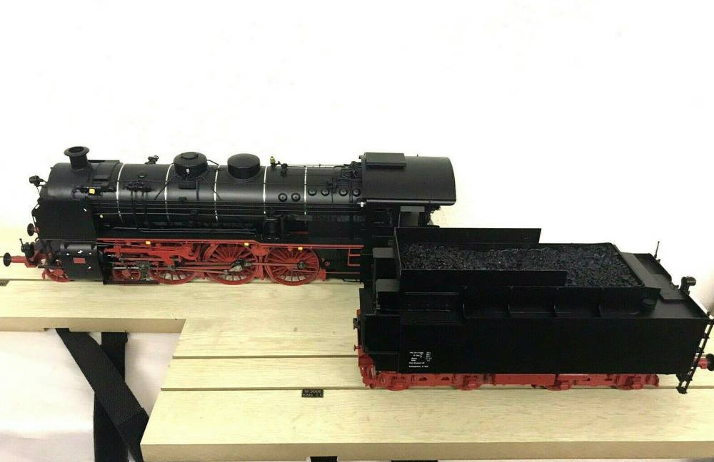 KM1 101812 BR 18 612 Spur 1 Dampflok digital Sound  Märklin Kiss neu OVP