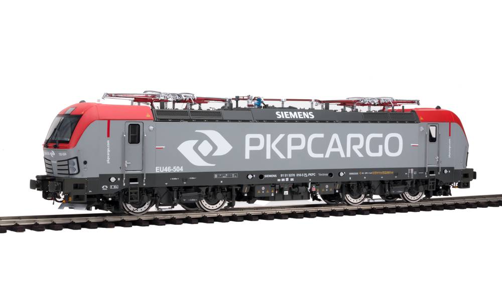 KM1100101 Spur 1 Dampflok BR01.10  Stromlinie digital Sound