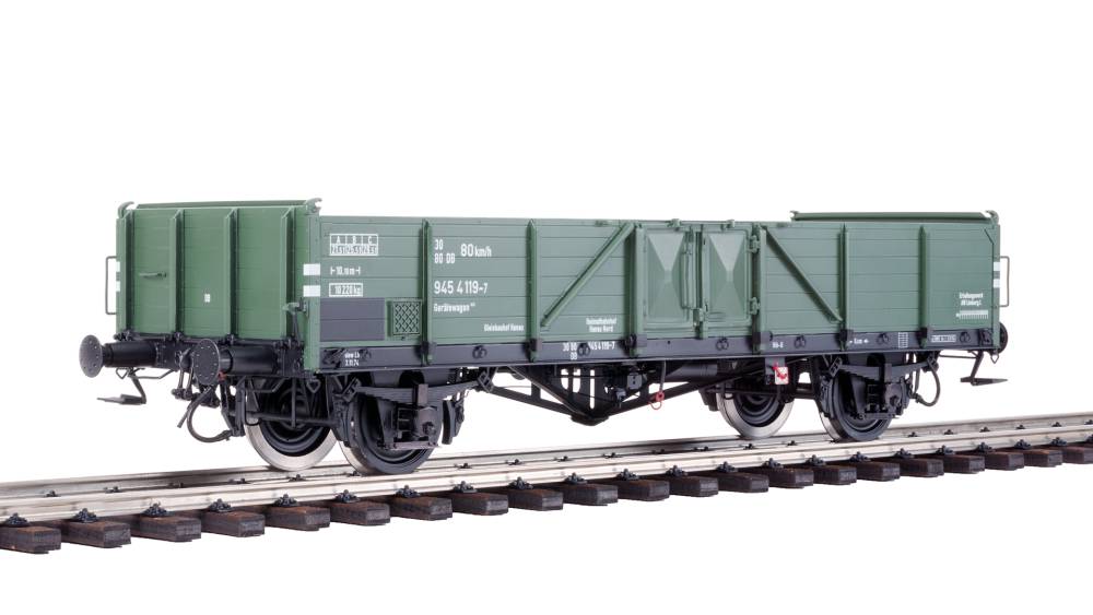 KM1 Spur 1 Güterwagen Ommr Linz mit Bremserbühne 1:32