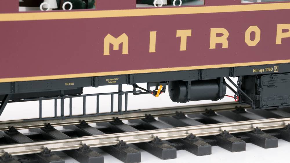 KM1 Spur 1 Speisewagen WR4ü-28 digital verschiedene Varianten NEM Räder OVP neu