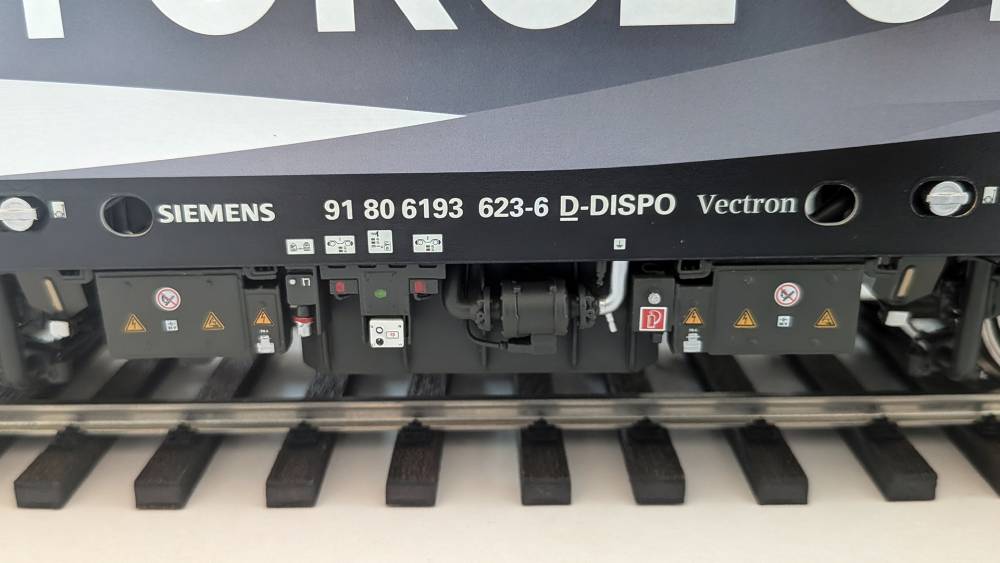 KM1 Vectron Spur 1 E-Lok digital Sound modellbahn24