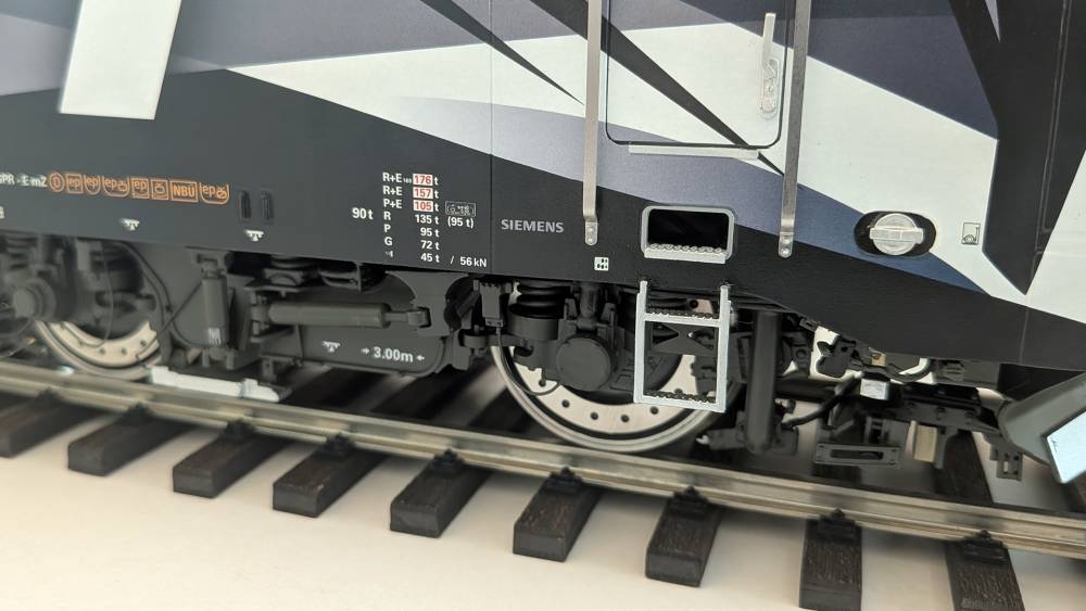 KM1 Vectron Spur 1 E-Lok digital Sound modellbahn24